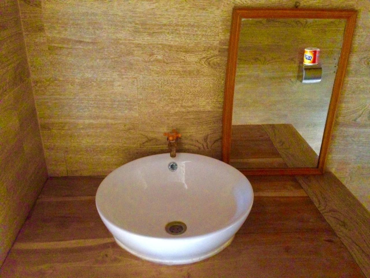 Lakey Beach Inn Hotel Huu Екстериор снимка